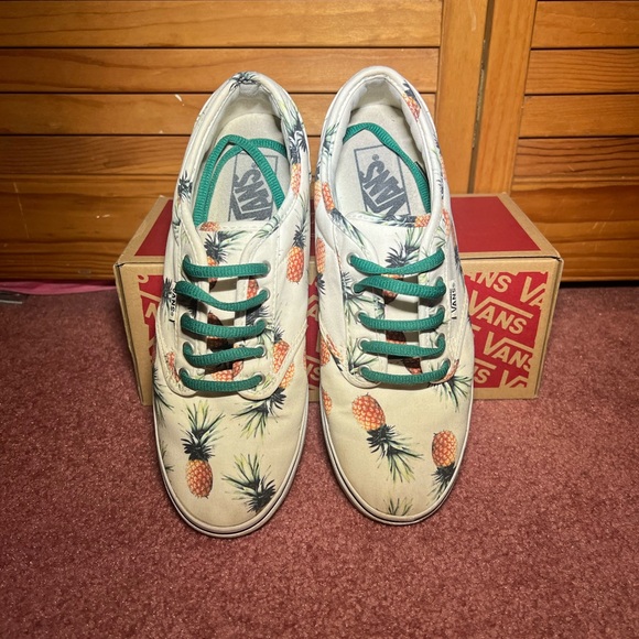 Vans Pineapple Shoes - Picture 2 of 5